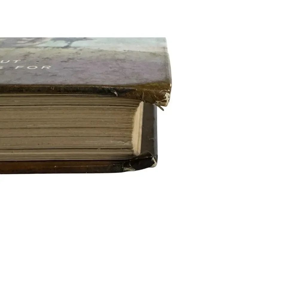 Alfred Hitchcock's Haunted Houseful Hardcover